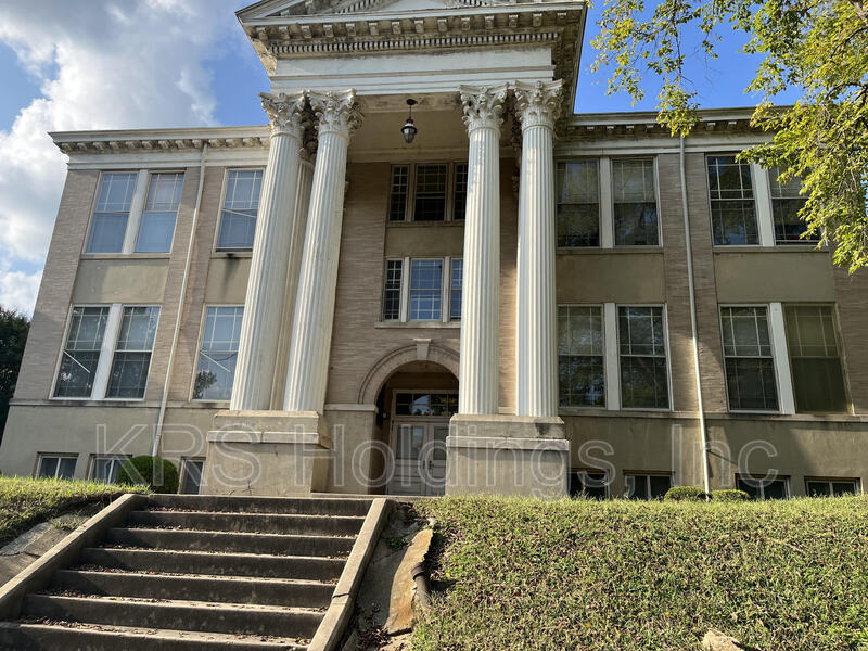 Petersburg Condo: 633 W. Washington Street