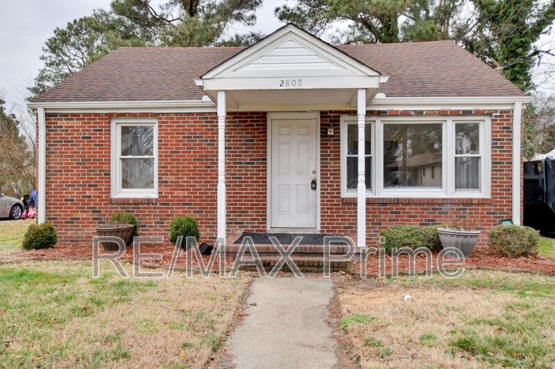 Portsmouth House: 2808 Arcadia Avenue