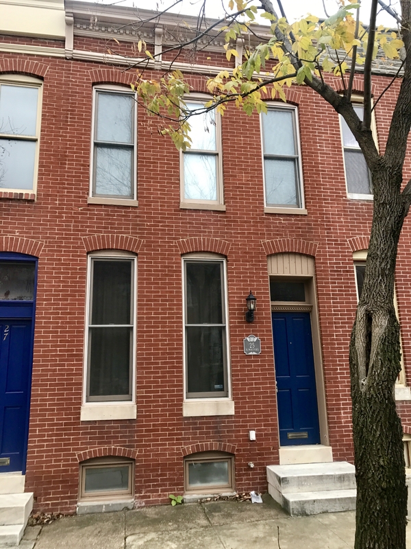 Baltimore Townhome: 25 N Montford Ave