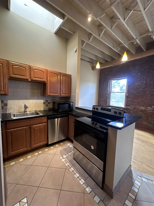 Cleveland Heights Condo: 2800 Mayfield Road - Coventry - D