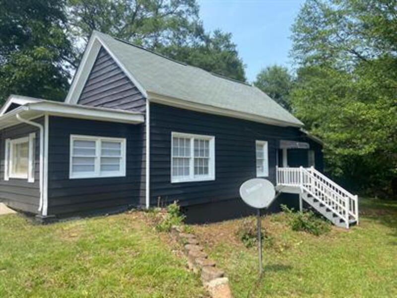 LaGrange House: 10 Sanford Ave