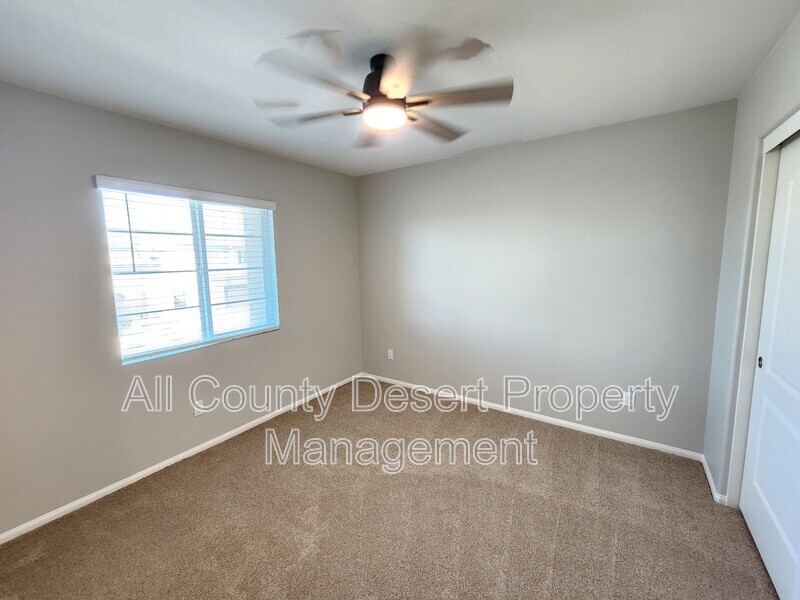 Main Rental Photo 17
