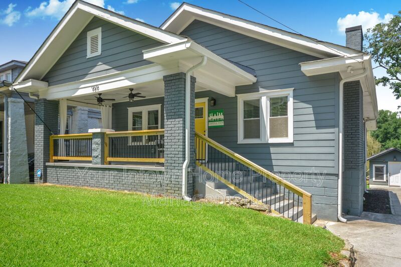 Atlanta House: 959 Dill Ave SW