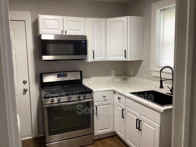 1201 Tallwood Street - 2