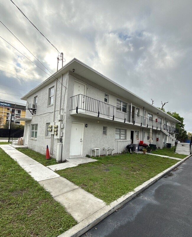 Orlando Condo: 2000 West Jackson Street