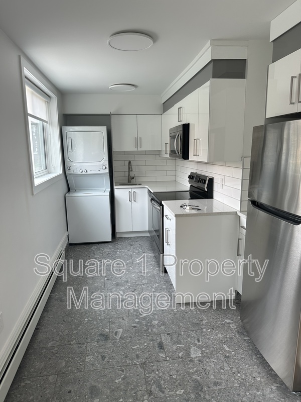 Edmonton Condo: 8550 82 Ave