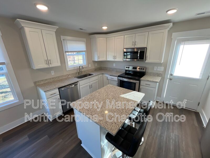 Kannapolis House: 1402 Martin Luther King Ave