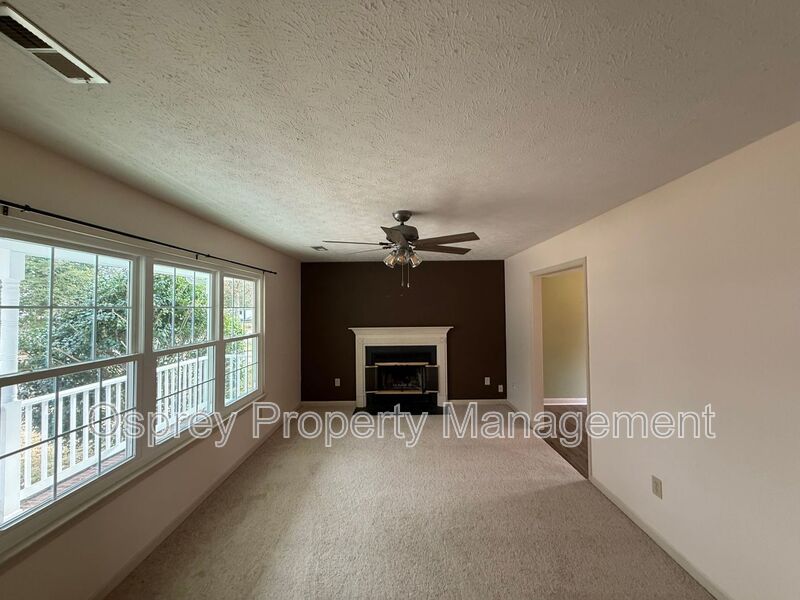 Charming 3-Bedroom Home in Newport News! "ASK ABOUT OUR ZERO DEPOSIT" - Photo 6