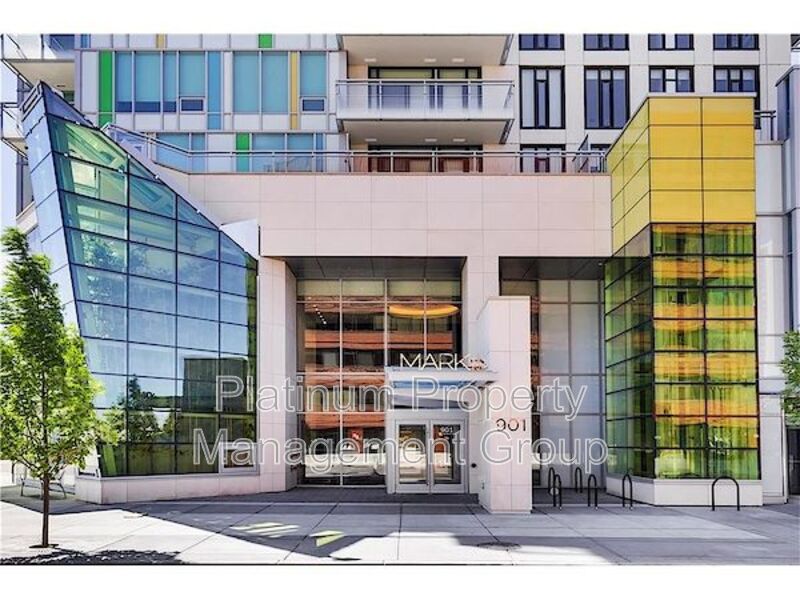 Calgary House: 2708 901 10 Ave SW
