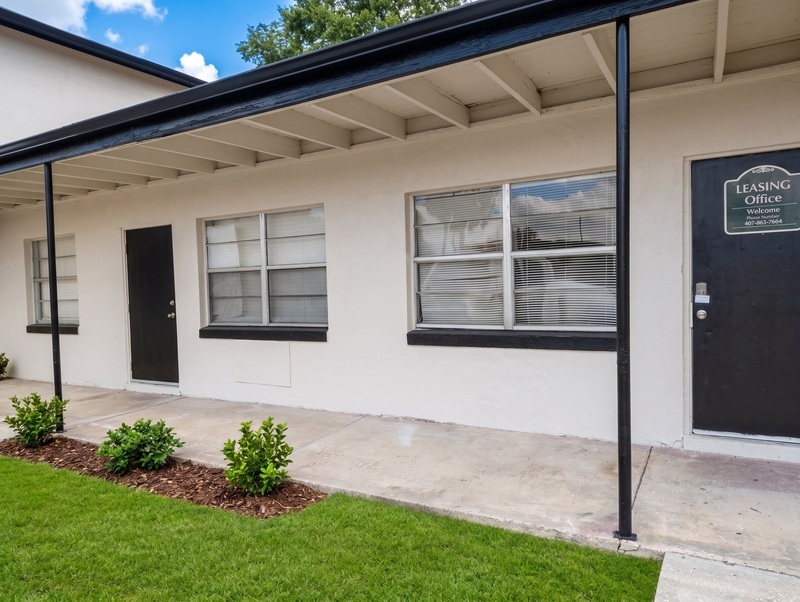 Orlando Condo: 5261 Alhambra Drive