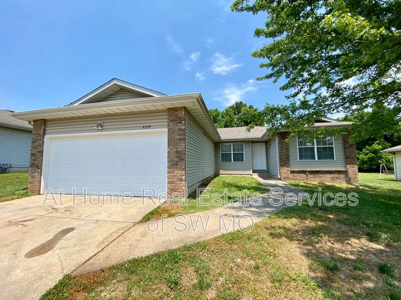 Springfield House: 4129 W Madison