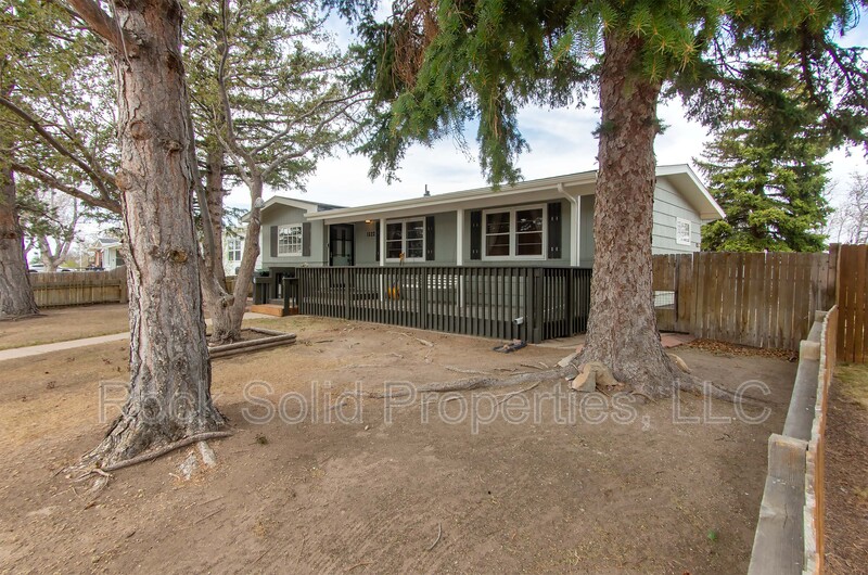 Cheyenne House: 1622 Oxford Drive
