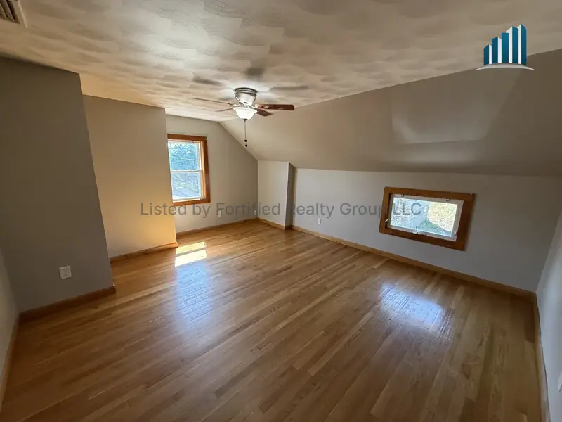 Fall River Condo: 132 Hall St