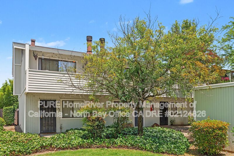 Santa Rosa House: 1781 W Third Street