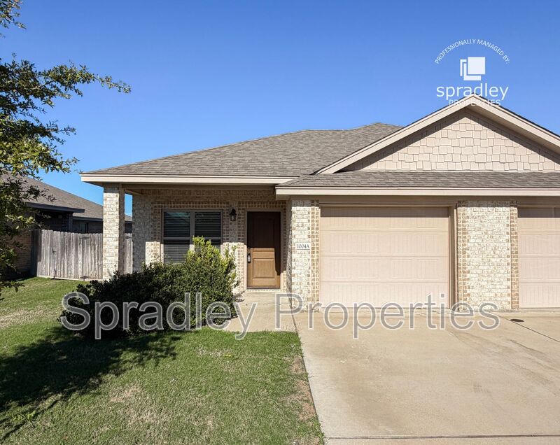 Troy Townhome: 1004A Sparrow Cove