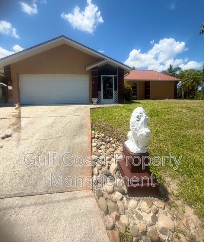 Punta Gorda House: 27019 Shanahan Lane