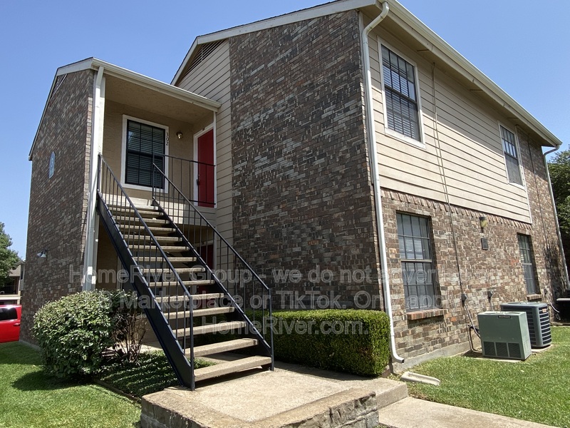 Dallas Condo: 4748 Old Bent Tree Ln