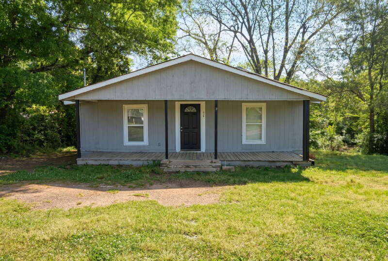 Griffin House: 218 Irving Avenue