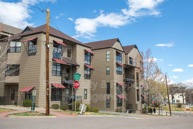 Denver House: 2033 W 30th Ave