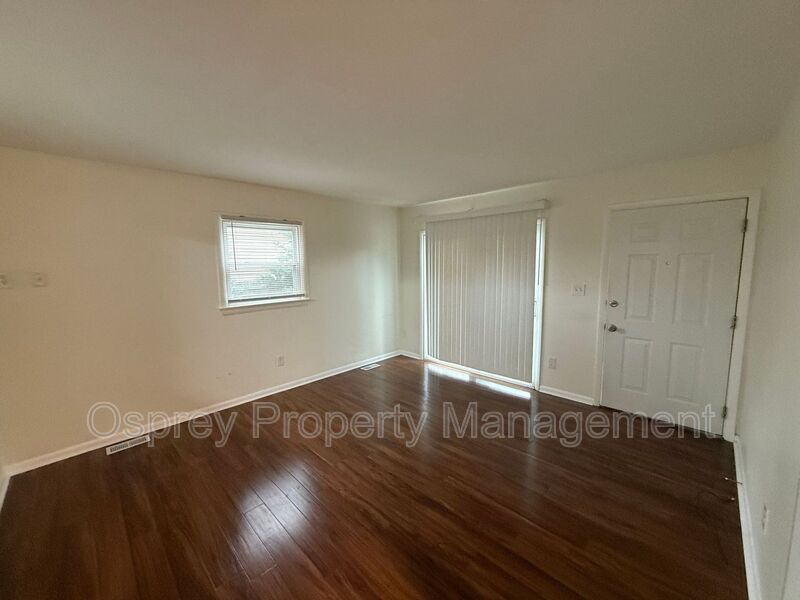 Welcome to your new home in the heart of Norfolk, VA! "ASK ABOUT OUR ZERO DEPOSIT" - Photo 3