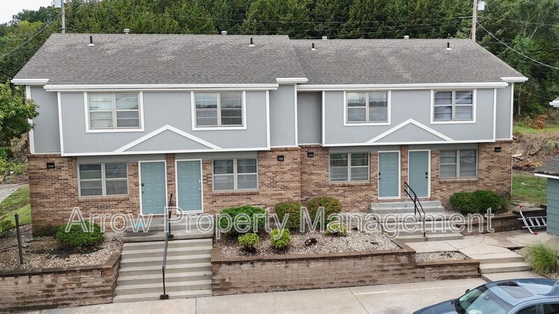 Junction City Condo: 1232 South Jackson Street
