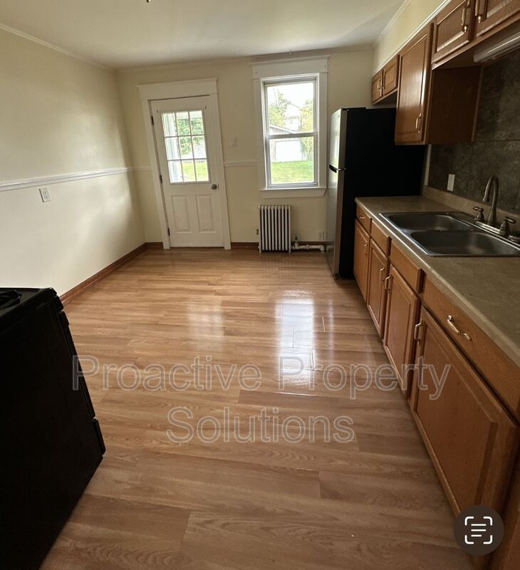 Scranton House: 214-218 N Fillmore Avenue