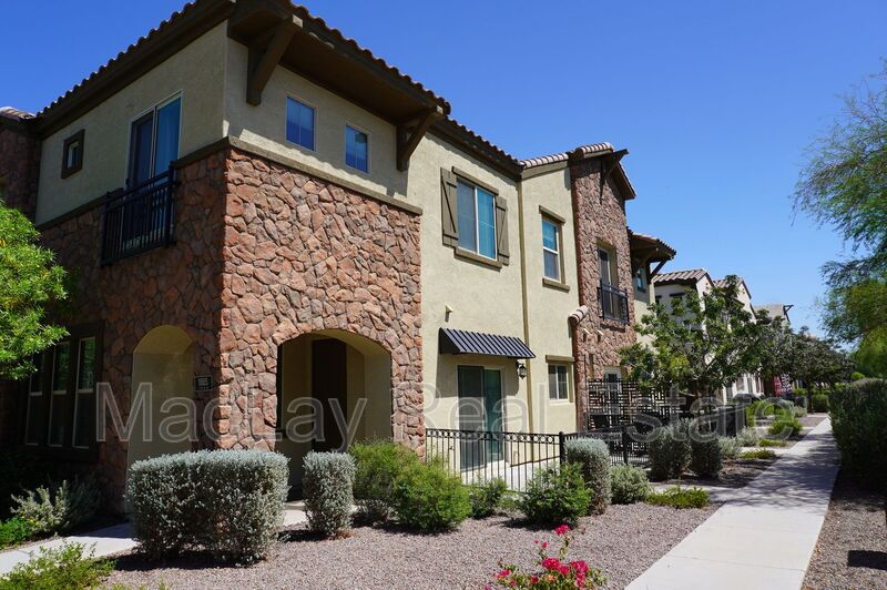 Gilbert Townhome: 1885 E Frye rd