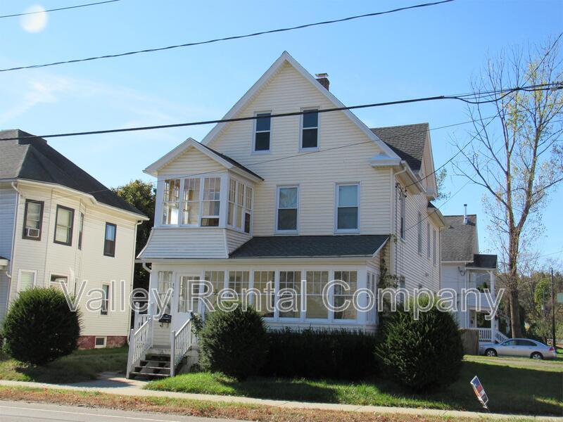 Agawam Condo: 84 Bridge Street - 1