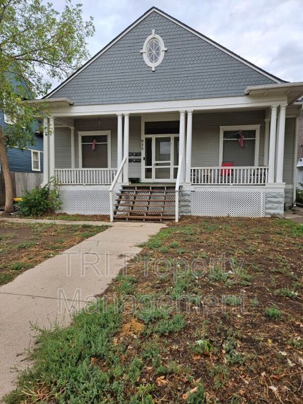 Greeley House: 925 12th St