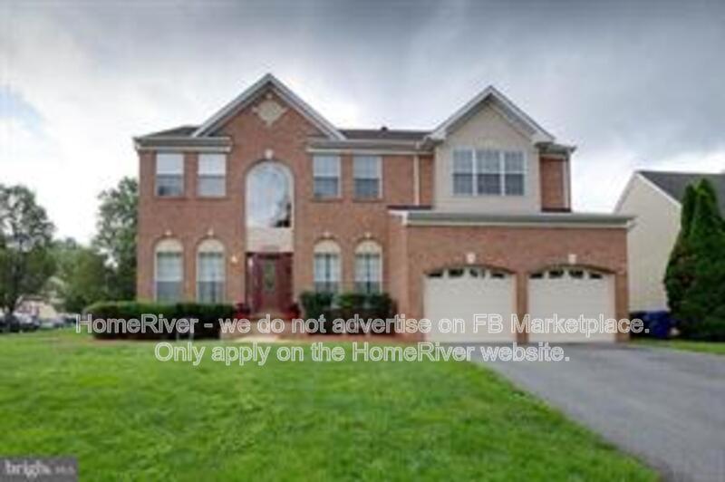 Waldorf House: 10372 Cassidy Ct