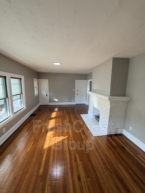 Shaker Heights Condo: 3359 Sutton Rd