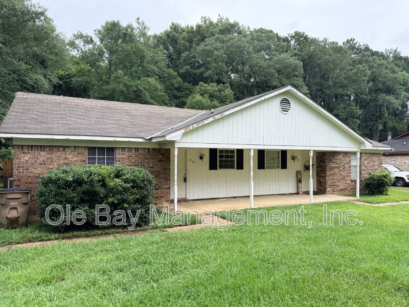 Mobile Condo: 965 Navco Rd