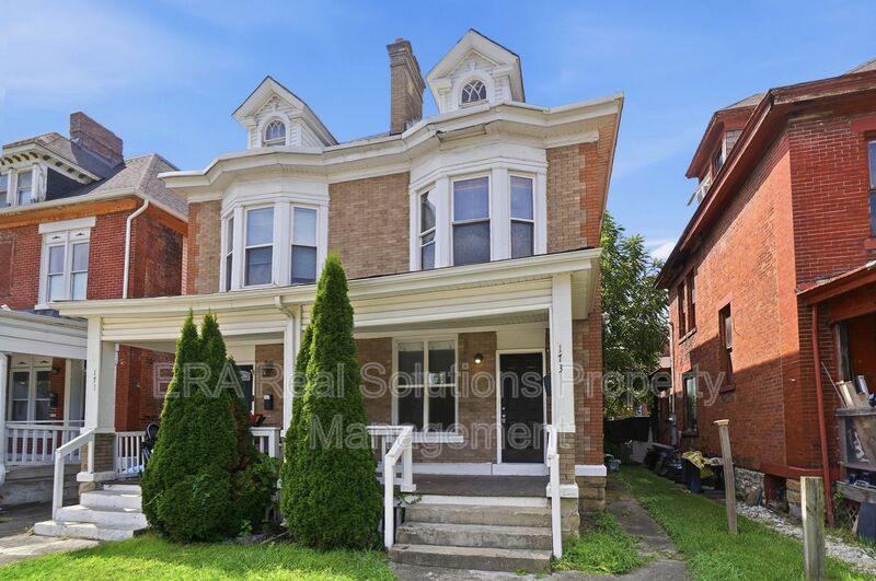 Columbus Condo: 173 N 18th St