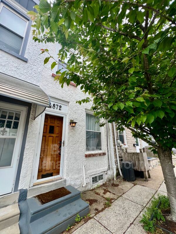 Philadelphia House: 4872 Ogle St