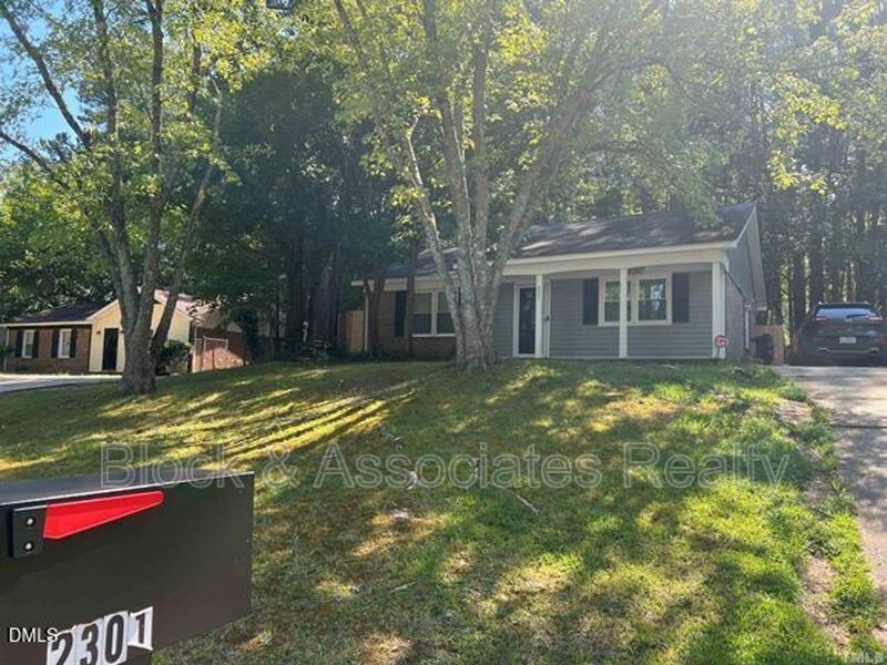 Raleigh House: 2301 Keith Drive