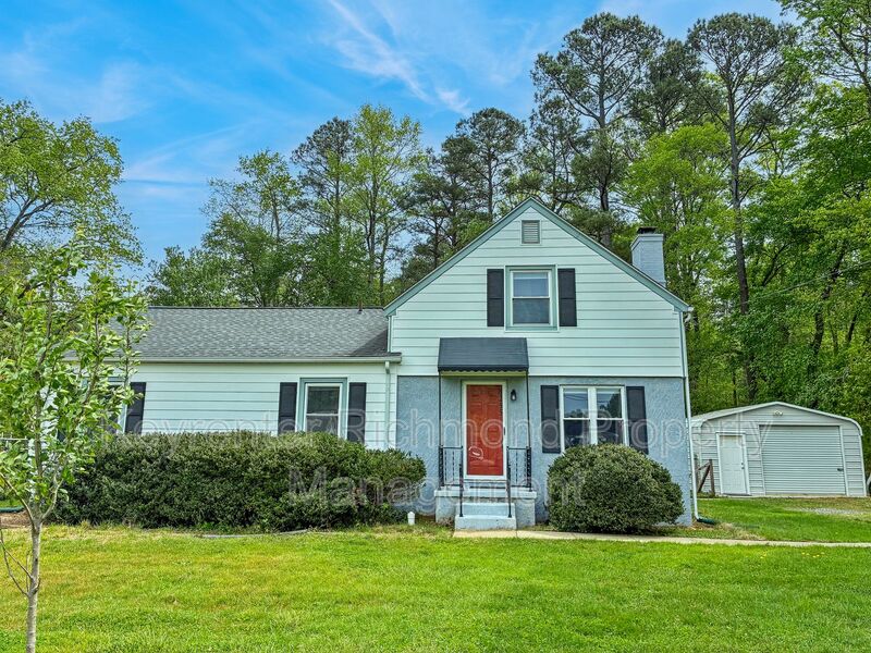 Henrico House: 8255 Varina Road