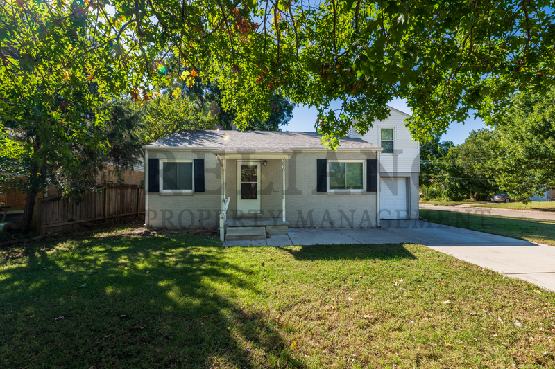 Wichita House: 703 South Dellrose Street