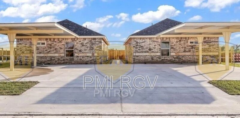 Alton Condo: 1101 W Kohala Ave