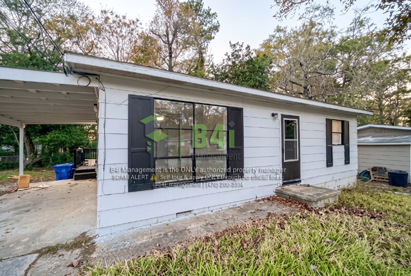 Columbus House: 2919 Lansing Avenue