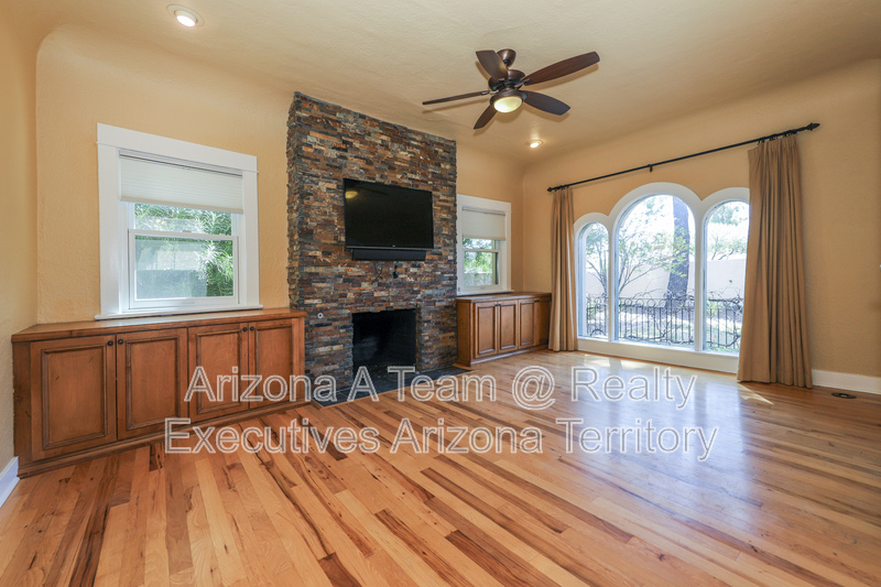 Tucson House: 2221 1st Street