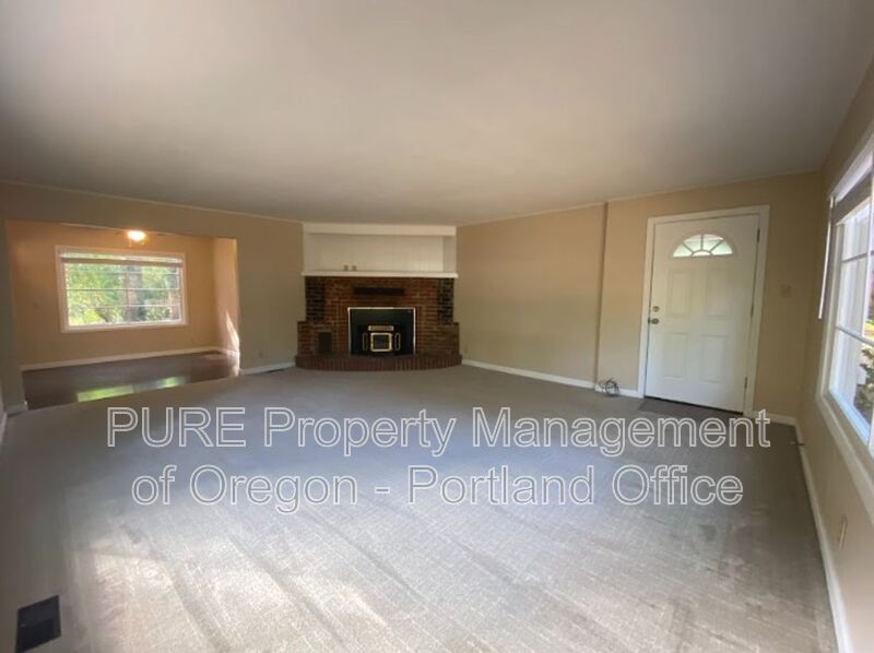 Lake Oswego House: 3550 SW Lake Grove Ave