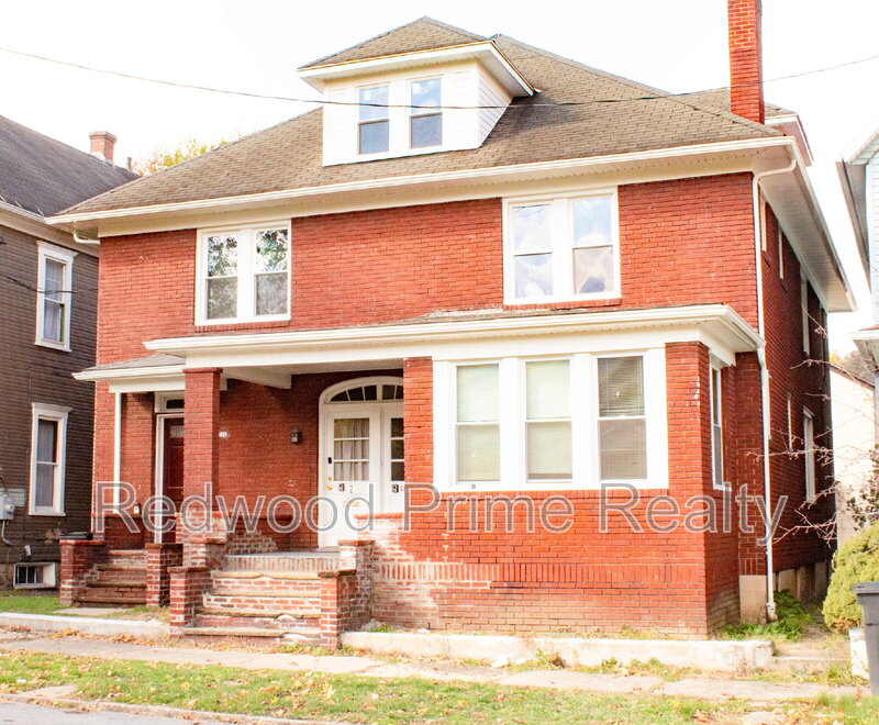 Johnstown Condo: 631 Coleman Avenue 3