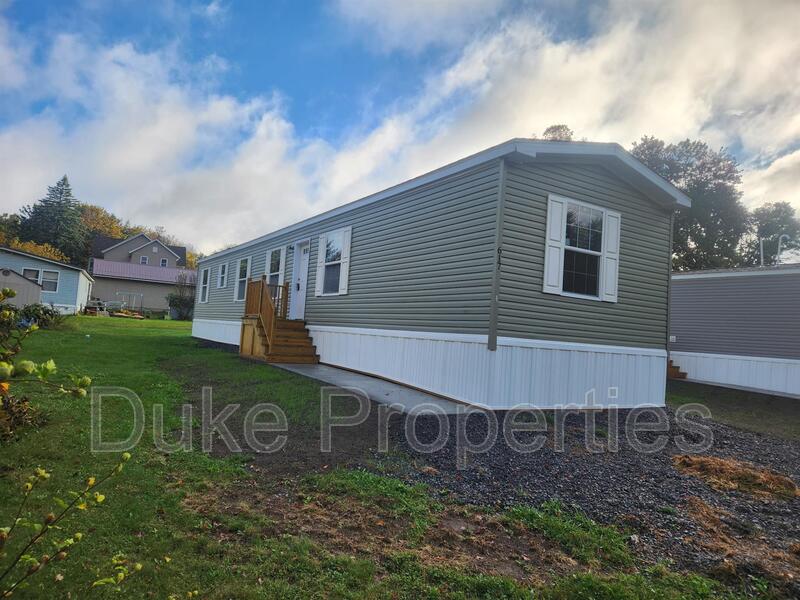 Utica House: 617 Kilkenny Drive