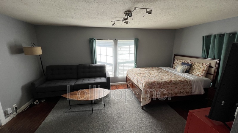 Houston Condo: 4325 Coyle St