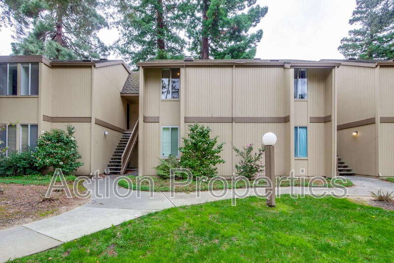 Mountain View House: 505 Cypress Point Drive