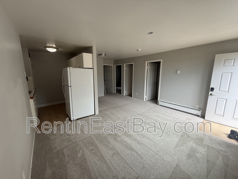 Oakland Condo: 6701 Laird Avenue#1