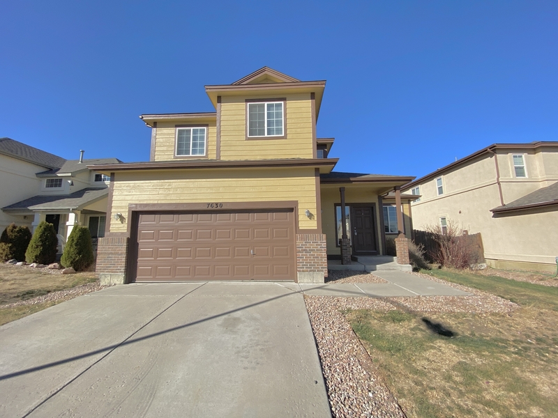 Fountain House: 7630 Duck Hawk Pl.