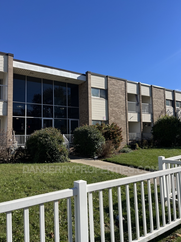 Toledo Condo: 3940 Jackman Road - 20