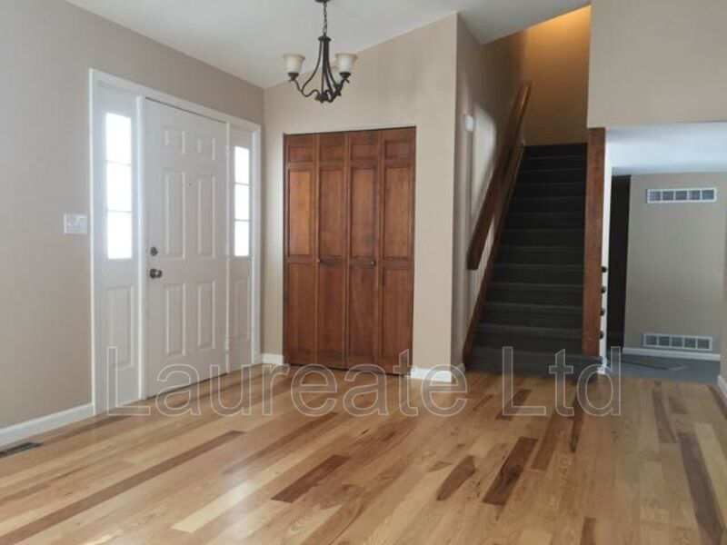 Aurora House: 2072 S. Oakland St