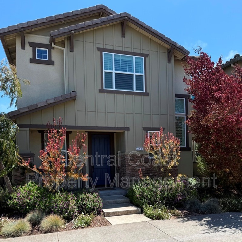 Marina House: 490 Palisade Drive